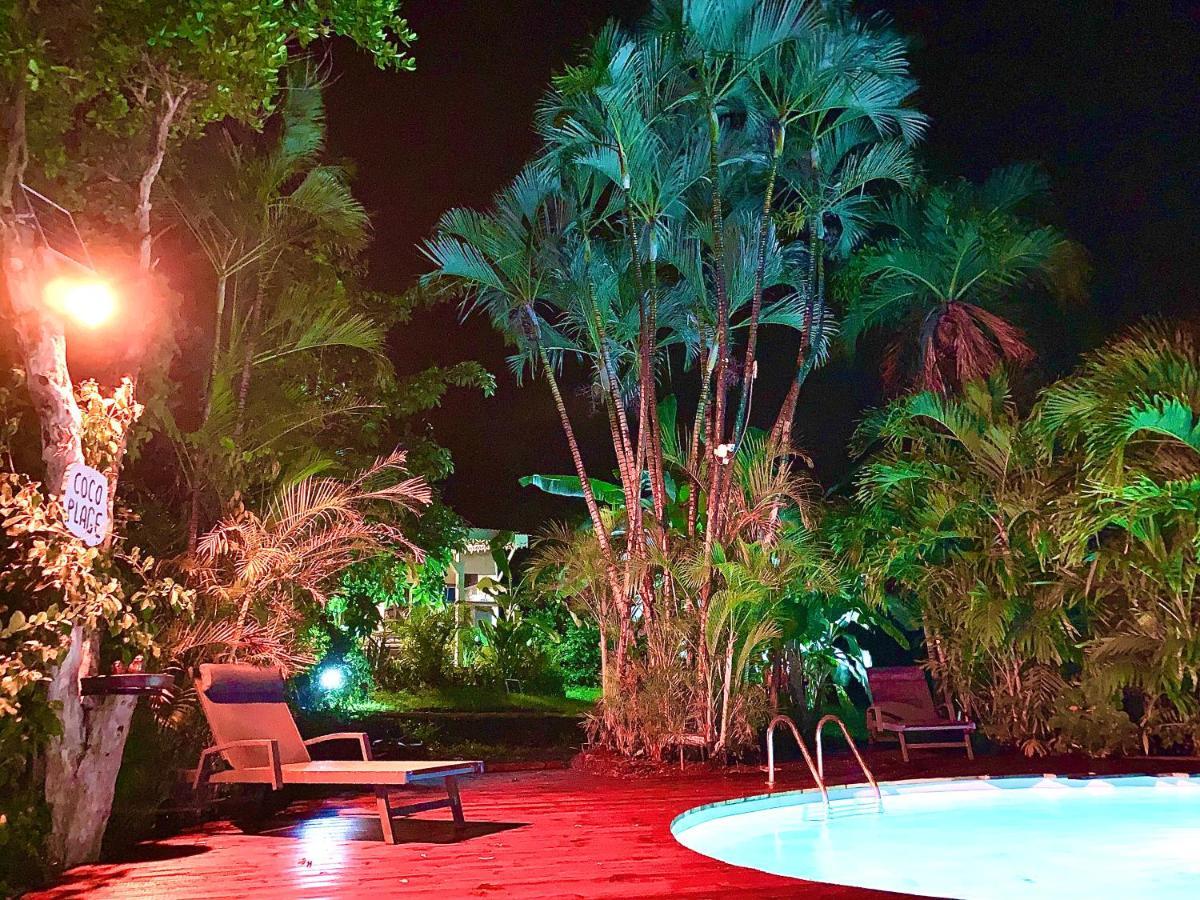 Lodge Pamplemousse Avec Piscine Privative , Dans Parc Calme A 500 M Plage Le Carbet Exteriér fotografie